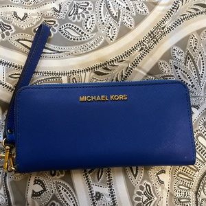 Michael Kors travel wristlet/ wallet